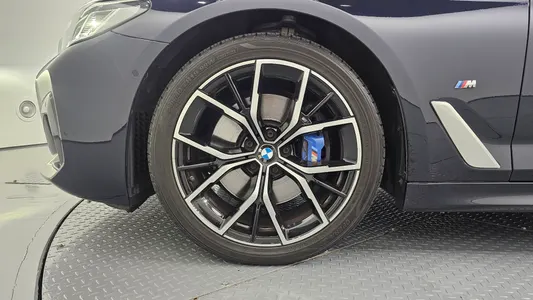 BMW 5 Series (G30) 530i M 2022 4