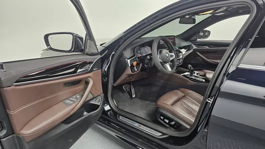 BMW 5 Series (G30) 530i M 2022 9