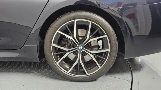 BMW 5 Series (G30) 530i M 2022 21