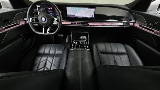 BMW 7 Series (G70) 740i xDrive M 2025 7