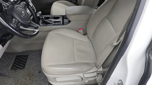 Kia 카니발 9 2019 32