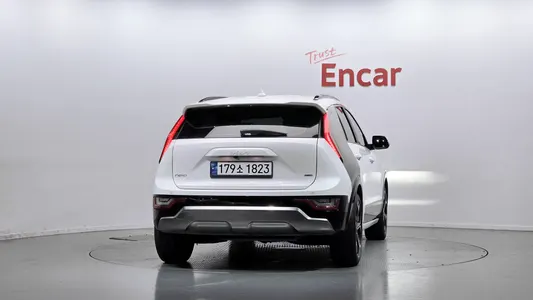 Kia 디 니로 2022 4