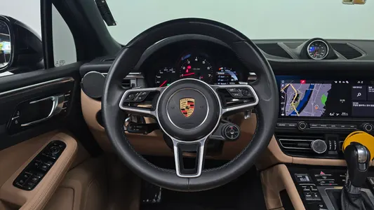 Porsche 마칸 2.0 2021 13