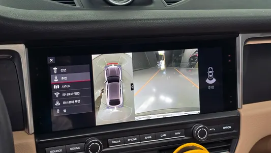 Porsche 마칸 2.0 2021 14