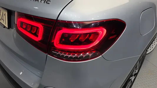 Mercedes-Benz GLC-Class X253 GLC300e 4MATIC 2021 23