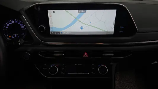 Hyundai (DN8) 2021 14