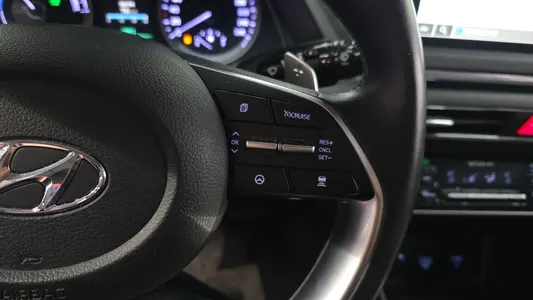 Hyundai (DN8) 2021 18