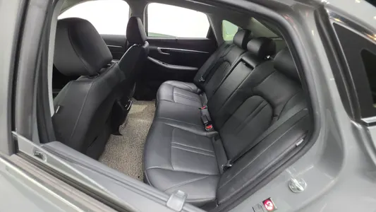 Hyundai (DN8) 2021 26
