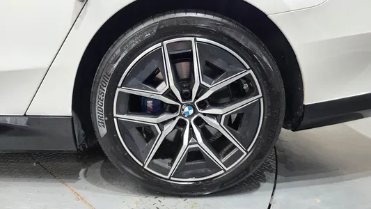 BMW i5 (G60) xDrive 40 M 2025 21