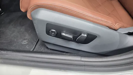 BMW i5 (G60) xDrive 40 M 2025 32