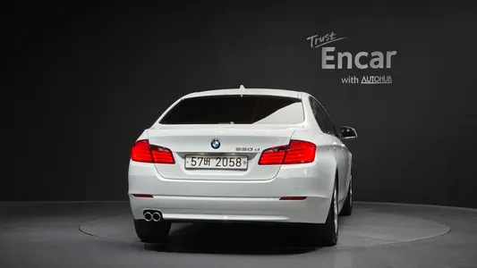 BMW 5 Series (F10) 520d 2012 4