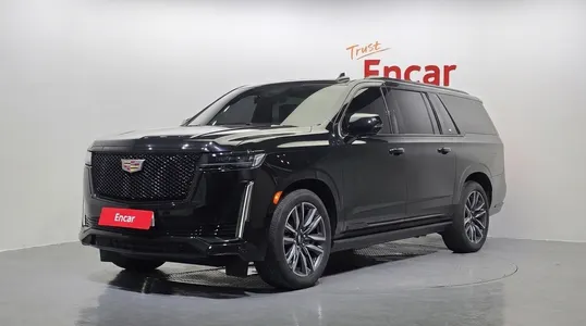 Cadillac 5 6.2 ESV 2023