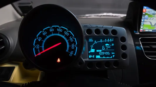 Chevrolet Spark LS 2013 8