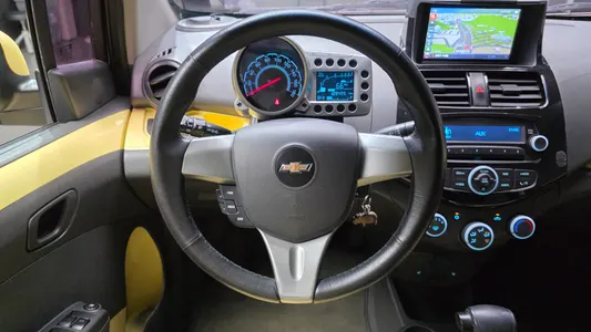 Chevrolet Spark LS 2013 13
