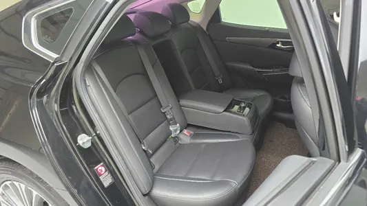 Kia K7 2020 11