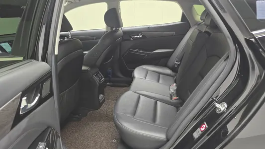 Kia K7 2020 12