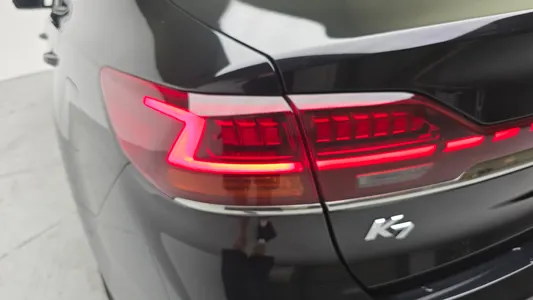 Kia K7 2020 23