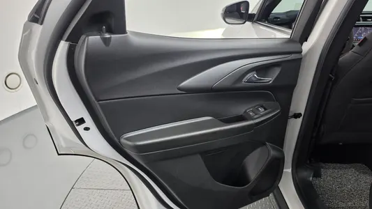 Chevrolet 트레일블레이저 1.3 2WD 2022 25