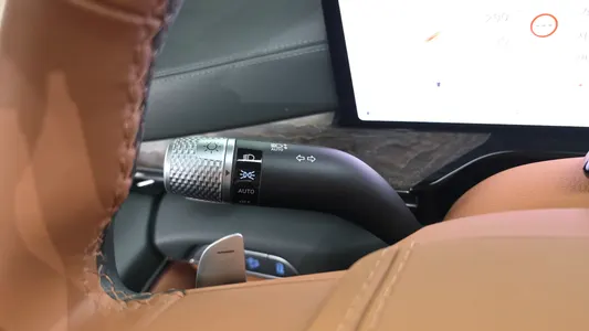 Genesis GV80 2.5T AWD 2025 31