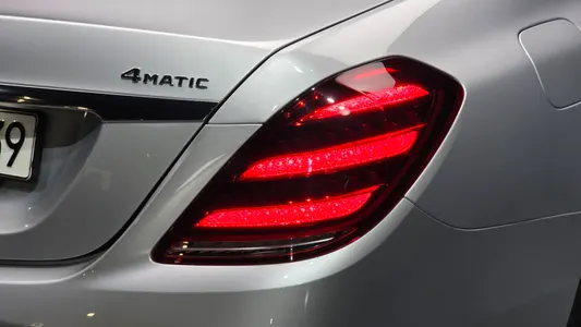 Mercedes-Benz S-Class W222 S560L 4MATIC 2020 23