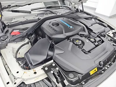 BMW 3 Series (F30) 330e i M 2016 5