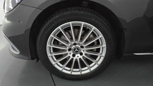 Mercedes-Benz E-Class W213 E220d 4MATIC 2021 5