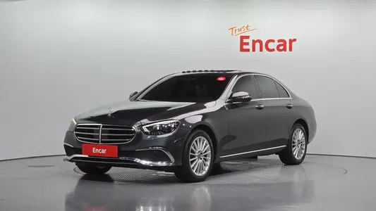 Mercedes-Benz E-Class W213 E220d 4MATIC 2021
