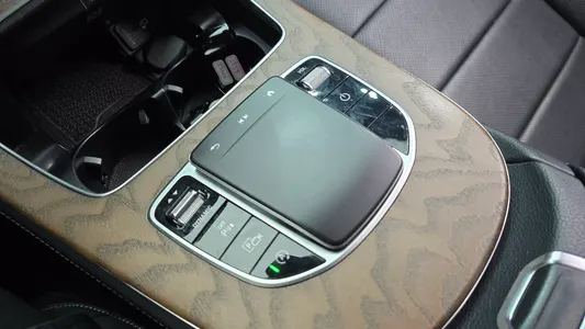 Mercedes-Benz E-Class W213 E220d 4MATIC 2021 15