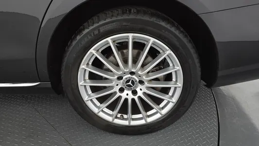 Mercedes-Benz E-Class W213 E220d 4MATIC 2021 21
