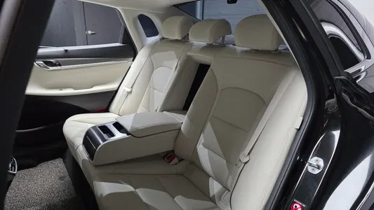 Hyundai IG 2022 12