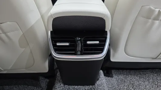 Hyundai IG 2022 32