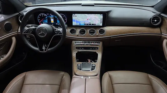 Mercedes-Benz E-Class W213 E220d 4MATIC 2021 7