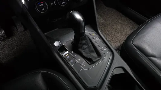 Volkswagen 2 2.0 TDI 2019 9