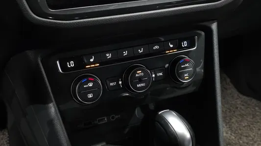 Volkswagen 2 2.0 TDI 2019 18