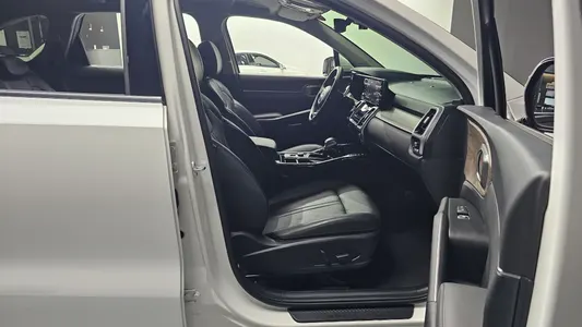 Kia 4 2.2 4WD 2022 26
