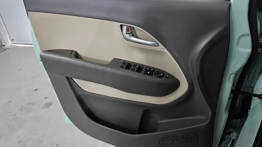 Kia Ray 2013 24