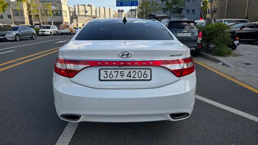 Hyundai Grandeur HG HG240 2014 6
