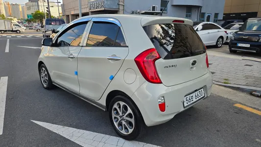 Kia 모닝 2011 4
