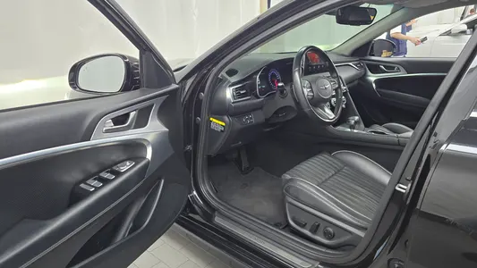 Genesis G70 2.0T 2018 10