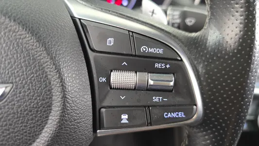 Genesis G70 2.0T 2018 19