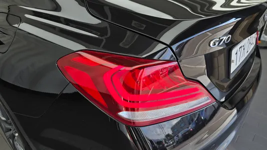 Genesis G70 2.0T 2018 23