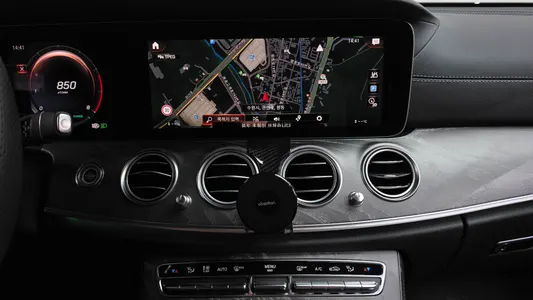 Mercedes-Benz E-Class W213 E350 4MATIC AMG Line 2022 13