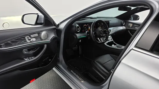 Mercedes-Benz E-Class W213 E350 4MATIC AMG Line 2022 10