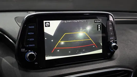 Hyundai TM 2.0 2WD 2020 13