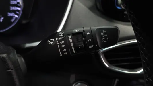 Hyundai TM 2.0 2WD 2020 27