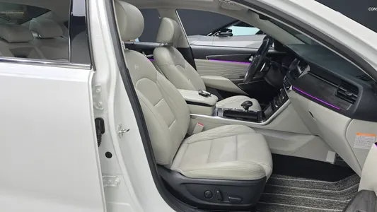 Kia K7 2020 26