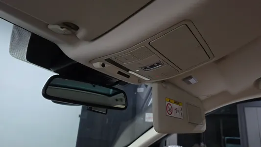 Land Rover 디스커버리 스포츠 2.0 TD4 HSE 2018 17