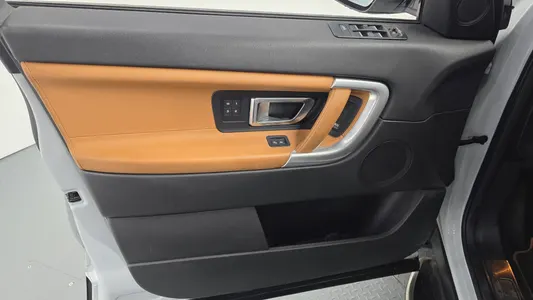 Land Rover 디스커버리 스포츠 2.0 TD4 HSE 2018 24