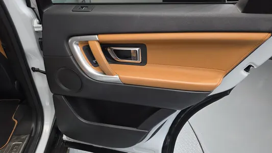 Land Rover 디스커버리 스포츠 2.0 TD4 HSE 2018 25
