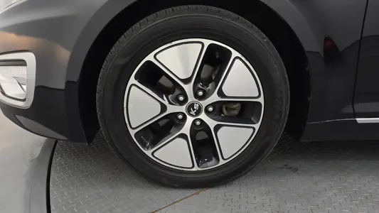 Kia K5 2011 5